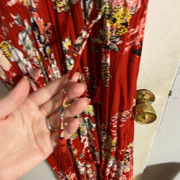 High Low Floral Dress - Picture 4 of 5